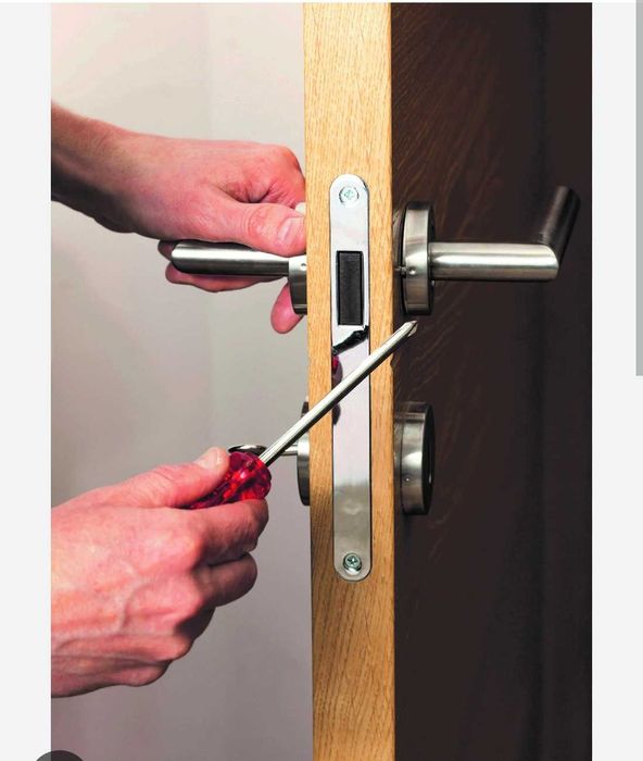 Montagem de porta/desmontagem da porta