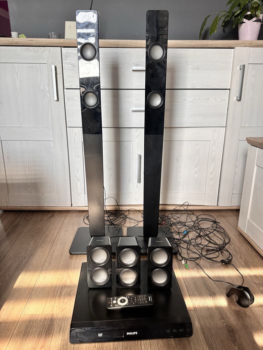 Zestaw kina dokowego Philips HTD3540/12
