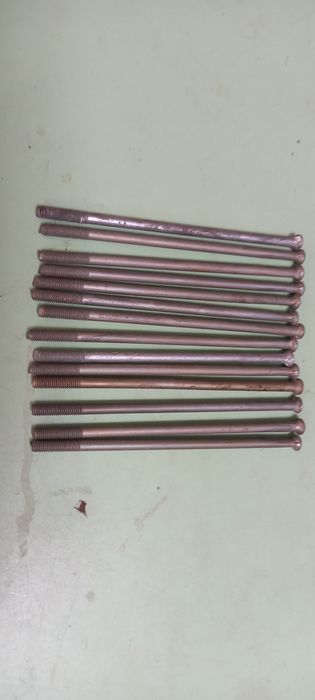 Спицы мотоцикла.