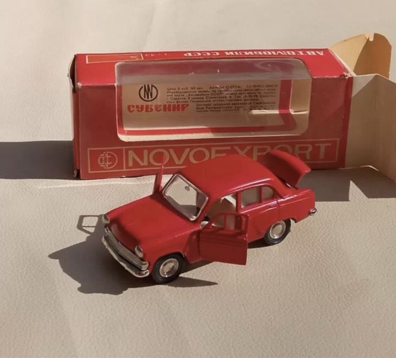 Модель автомобиля Москвич 403 А7 СССР