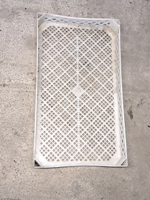 Skrzynki plastikowe na owoce