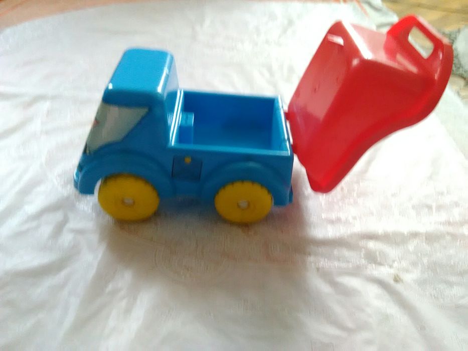 Детская машинка самосвал