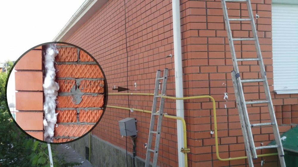 Утеплення Піноізолом Заповненя пустот рідкім пінопластом