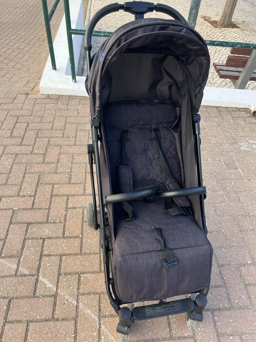 Carrinho bebé Chicco trolley me
