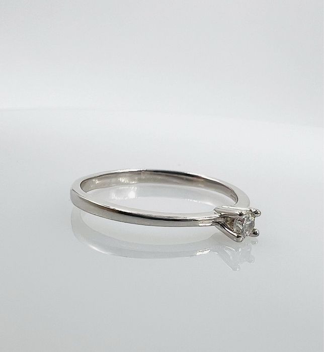 Золотое кольцо 585