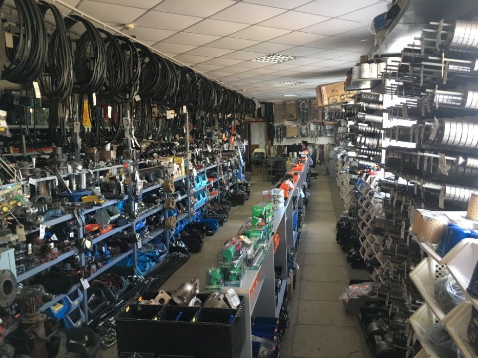 Запчастин МТЗ ЮМЗ Т-40 Т-25 гурт і роздріб