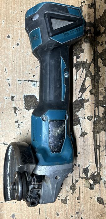 Makita DGA 504 szlifierka kątowa