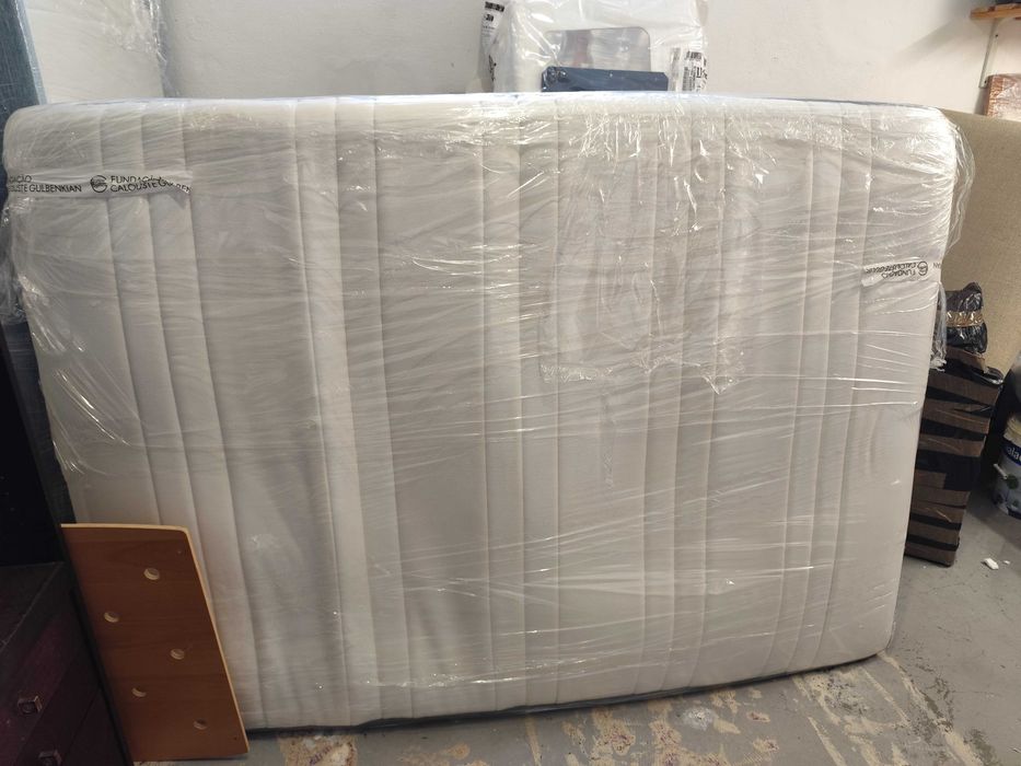 Cama ASKVOLL + Estrado LURÖY