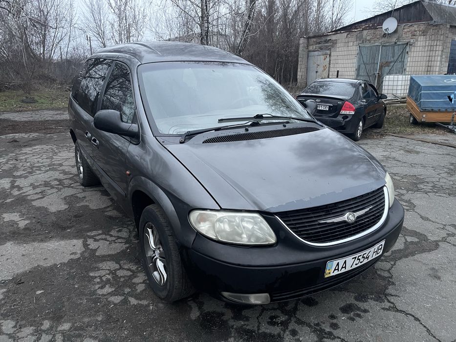 Крайслер Ram van автомат додж вояжер