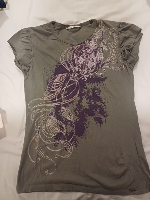 Pack  de roupa usada, mas em bom estado