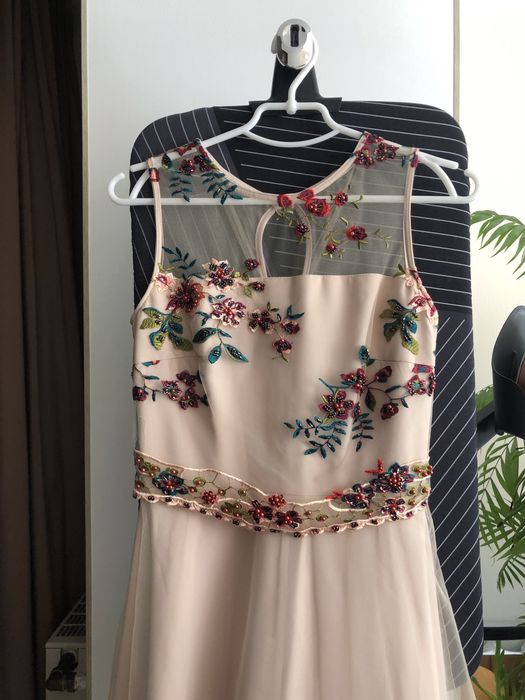 Платье на выпускной бежевое с бисером вуаль кремовое