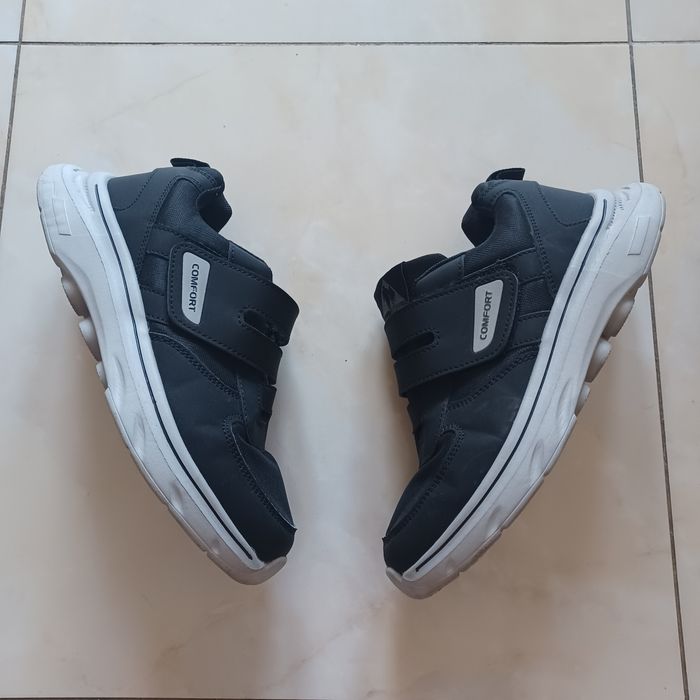Buty CASAION COMFORT ultralekkie jak nowe 39