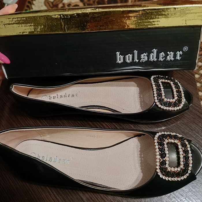 Балетки з відкритим носком