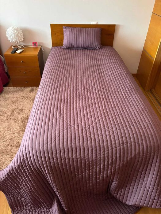 Apenas Colcha reversível para cama de solteiro (2,70 x 1,90)