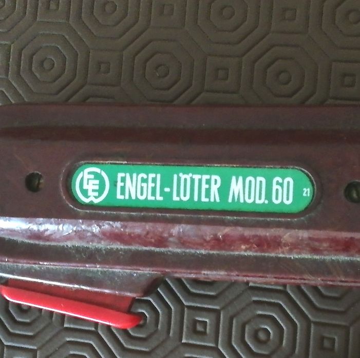 Máquina de soldar Engel-Loter Mod. 60