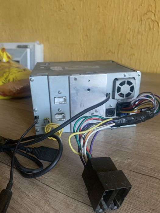 Продам мультимедию в хорошем состоянии