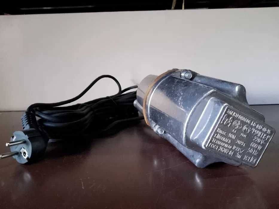 pompa POMPKA DO WODY CZYSTEJ I brudnej zatapialna RUSKA NUREK 600W