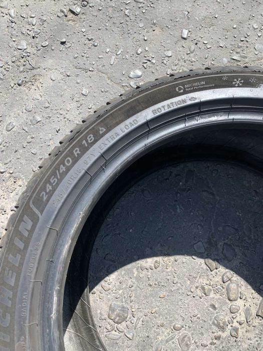 Шини 245/40 R18 пара Michelin 6,5мм, всесезон