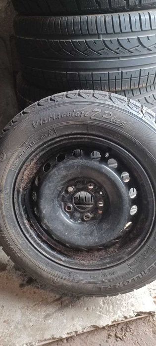 Продам резину 215 65 16