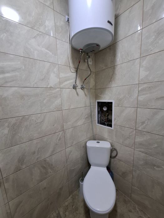 Продам коммерческое помещение. 135 м.кв. Центр Чкалова. Два входа