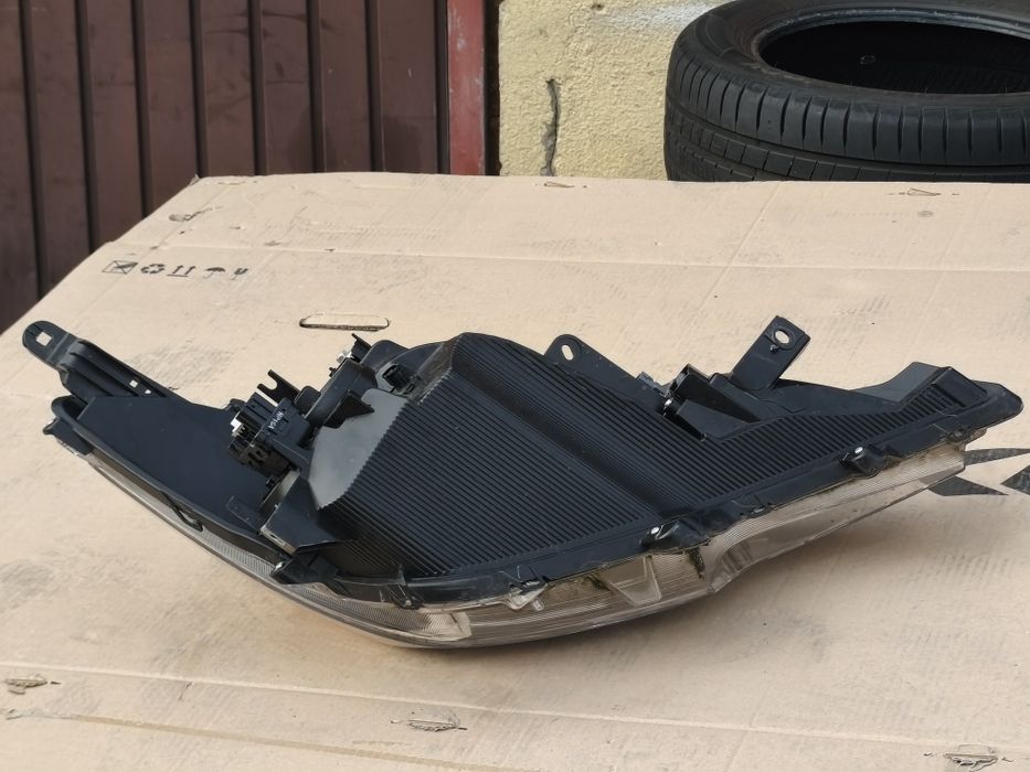 Lampa Przednia Lewa Mitsubishi Space Star II LIFT