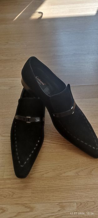 Продаж  чоловіче азуття