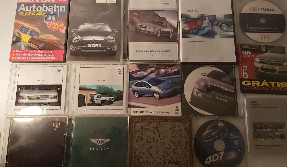 DVDs sobre automóveis e motas