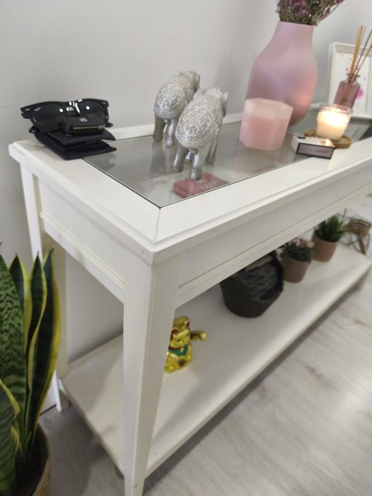 Aparador Liatorp Ikea