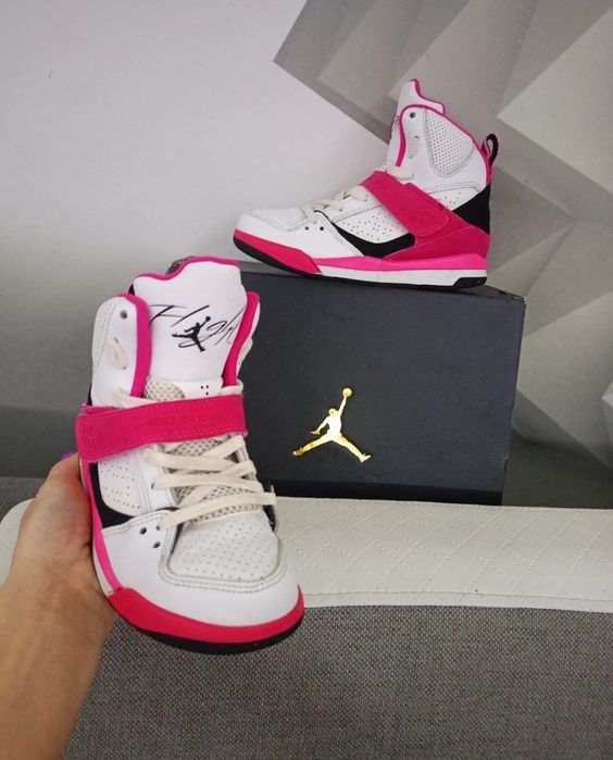 Sneakersy buty jesienne Nike Air Jordan Flight rozmiar 29.5