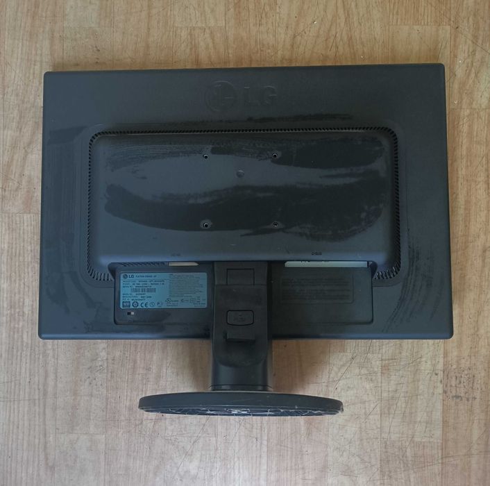 Monitor LG W2042ST