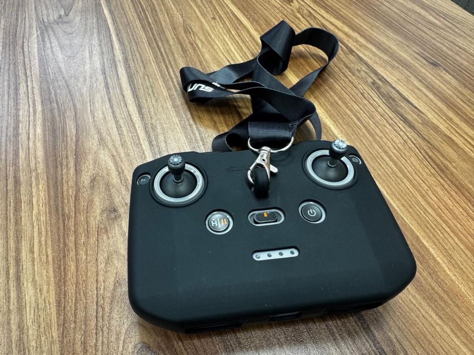 Пульт от дрона DJI