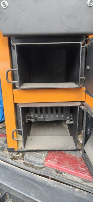 Sprzedam części do pieca , PIEC NOWY C.O6/9kw