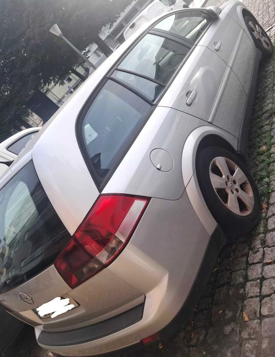 Carrinha opel Vectra SW para desocupar — photo 2
