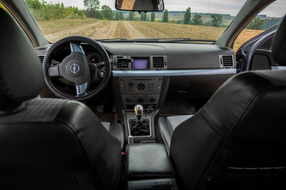 Opel Vectra C 2.2 дизель GTS