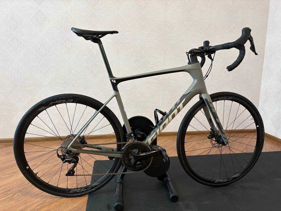 продам ровер Giant Defy 2020