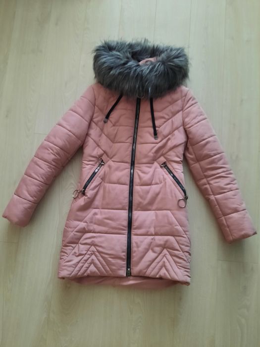 Зимова куртка , пальто (р.44)