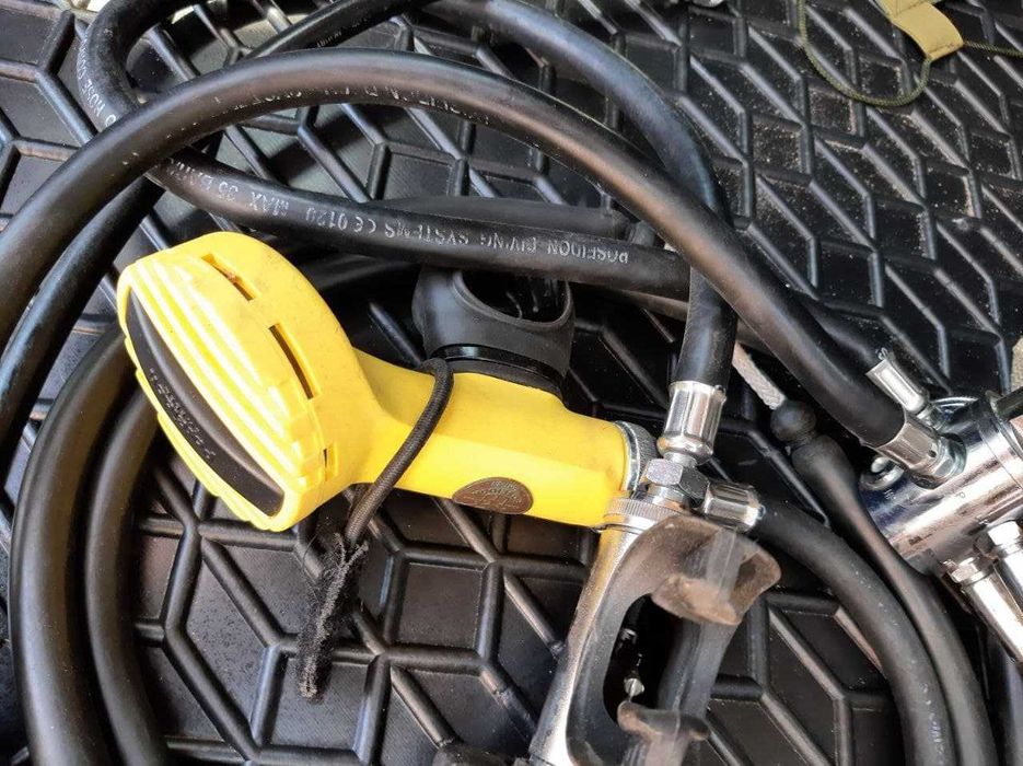 Консоль SUUNTO TWO + Регулятор Cyklon 3950 комплект для дайвинга