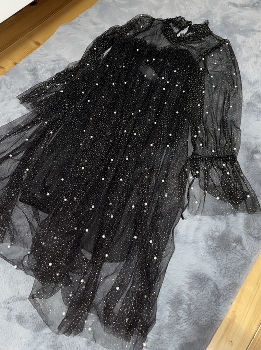 Сукня чорного кольору розміру s