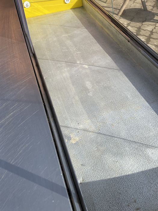 Холодильник вітрина