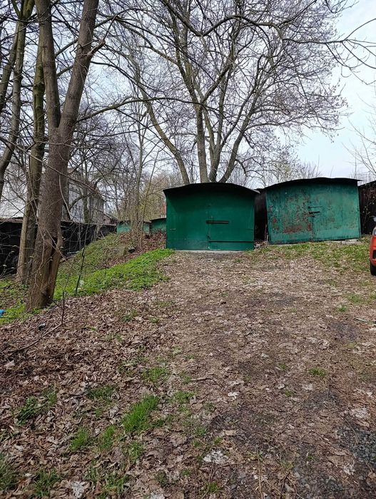 Sprzedam garaż blaszany Bytom ul. Reptowska – pohled 2