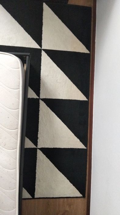 Tapete preto e branco Grande