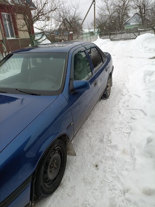 Опель вектра  1,8бензин