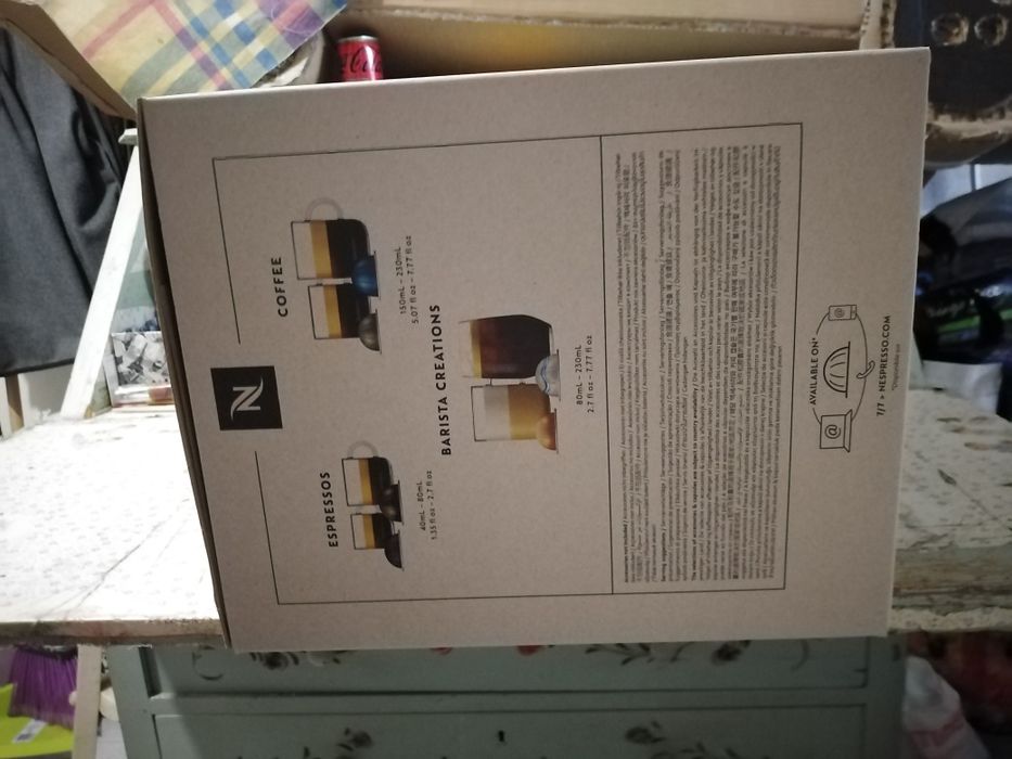 Vendo caixas de cafés novos bom estado