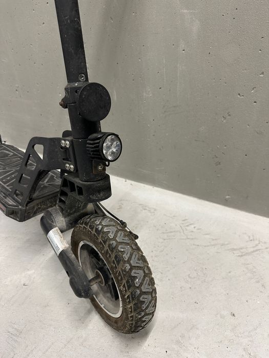 ugoo G2 Pro eScooter avariada para peças o reparar