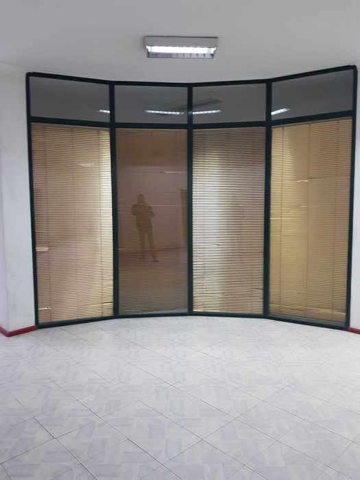 Loja para vender em Tondela. Boa localização.