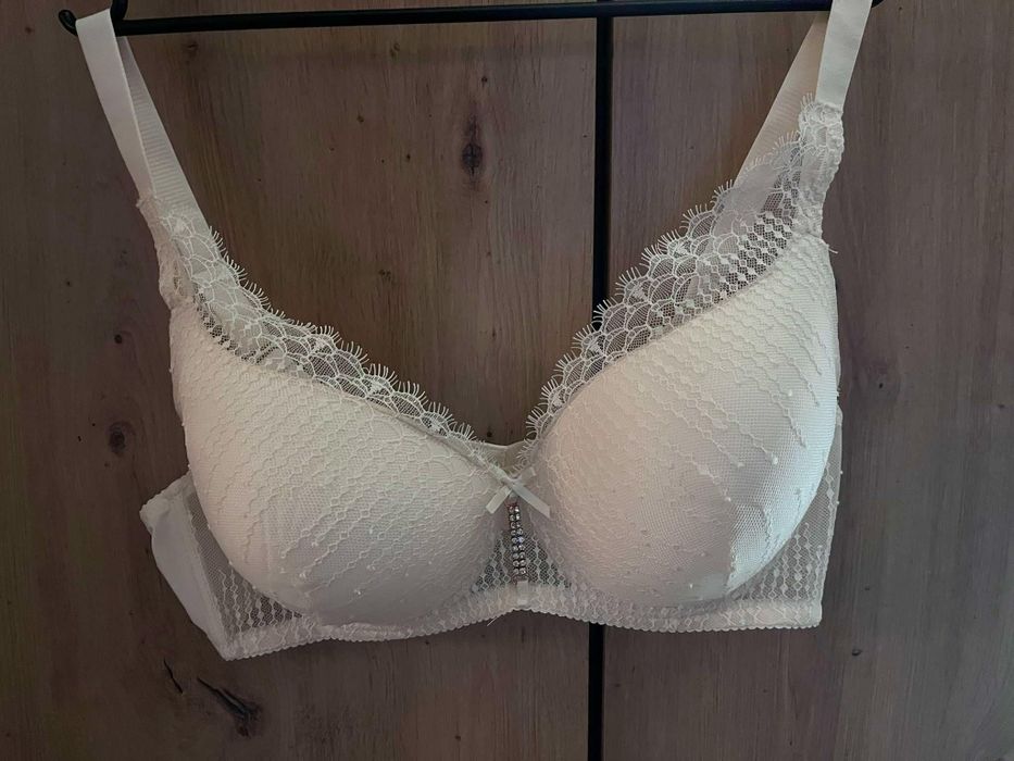 Biustonosz 100d nowy