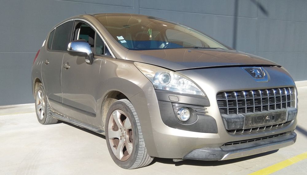 PEUGEOT 3008 I Veículo multiuso - 2009 - Para Peças