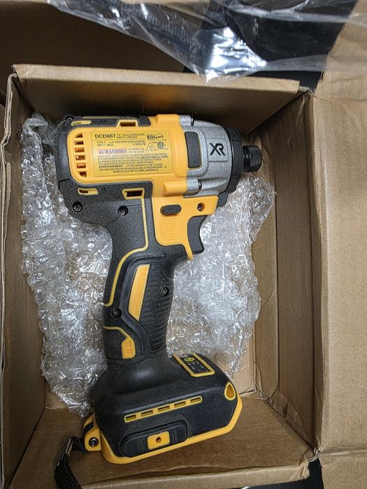 Zakrętarka DeWalt DCD887