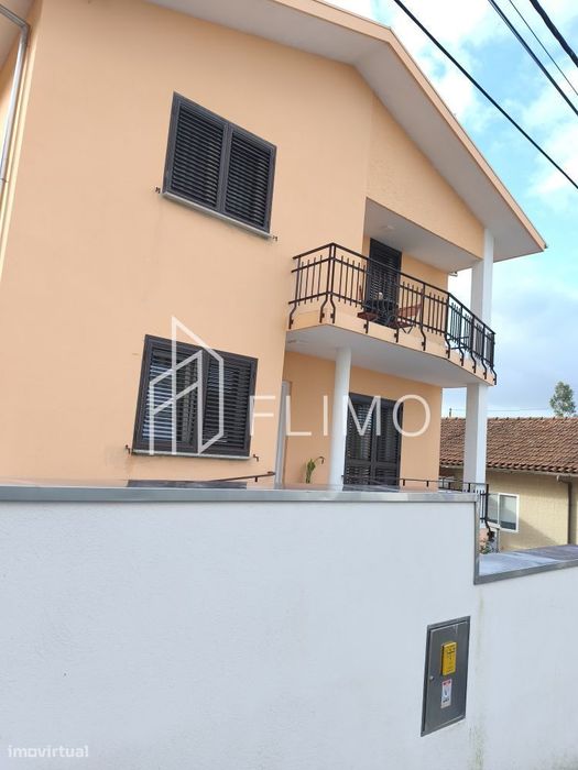 Moradia T4 em Arrifana