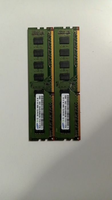 Озу DDR3 від самсунг 2гб (одна плажка)